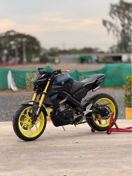 MT15 รถสภาพสวยกริบ