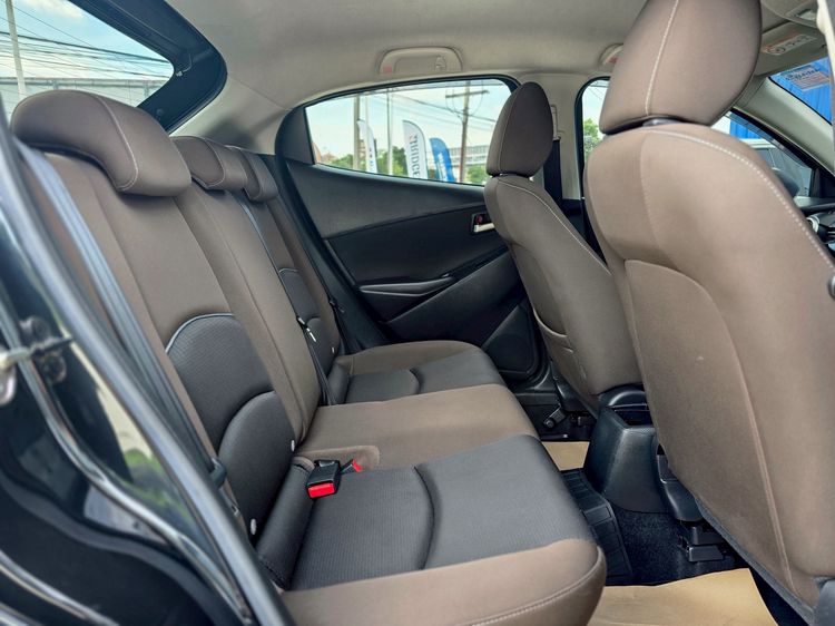 รถ Mazda Mazda 2 1.3 C Sports สี ดำ