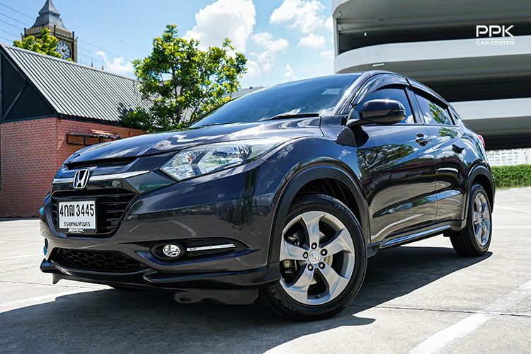 รถ Honda HR-V 1.8 S สี เทา