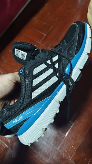 อื่นๆ ขายรองเท้าฟุตซอล adidas ไซส์40(245)