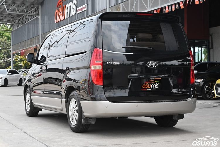 Hyundai H-1 2013 2.5 Maesto Deluxe Van ดีเซล ไม่ติดแก๊ส เกียร์อัตโนมัติ ดำ รูปที่ 3