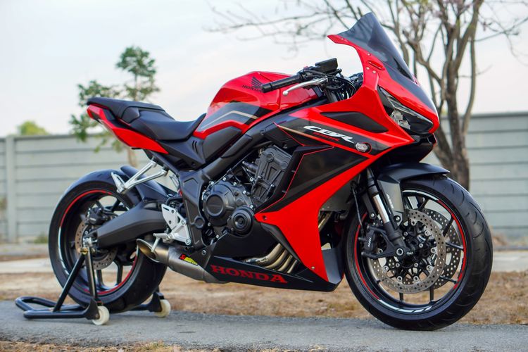  HONDA CBR650R ABS ปี 2023 วิ่งเพียง 600 km. พร้อมท่อแต่ง AKRAPOVIC แท้ รูปที่ 2