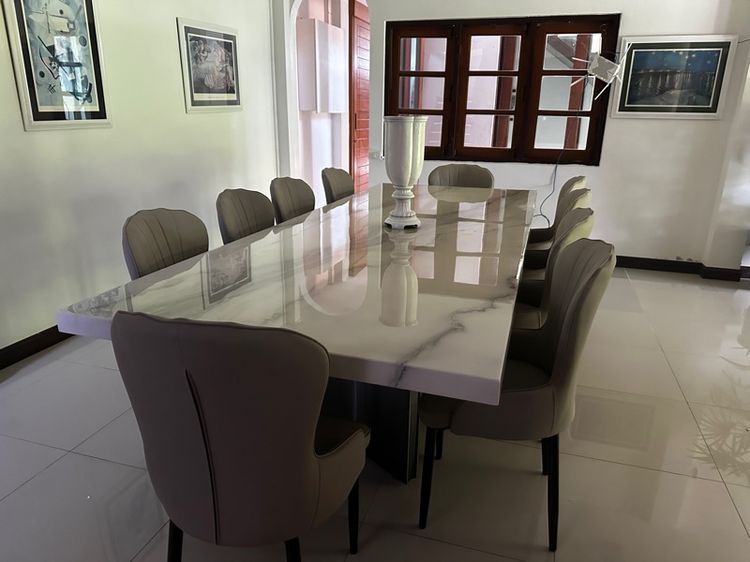 Dining Table and Chairs รูปที่ 5