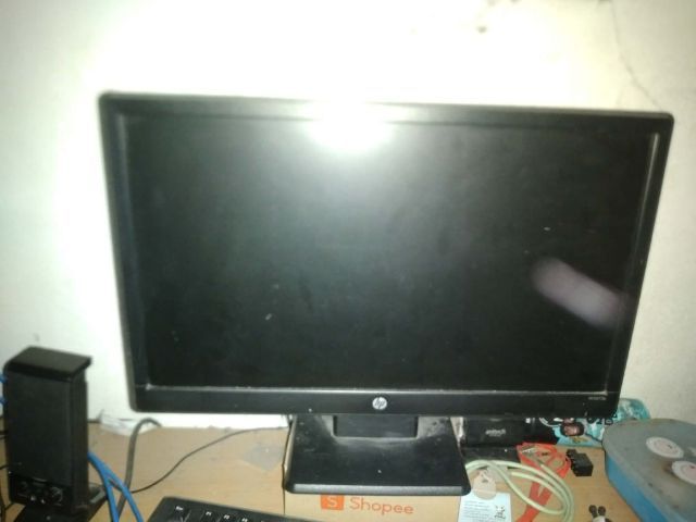 HP ขายคอมพิวเตอร์ยกชุด 