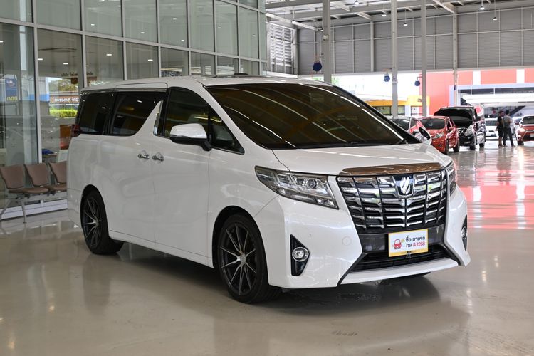 รถ Toyota Alphard 2.5 G สี ขาว
