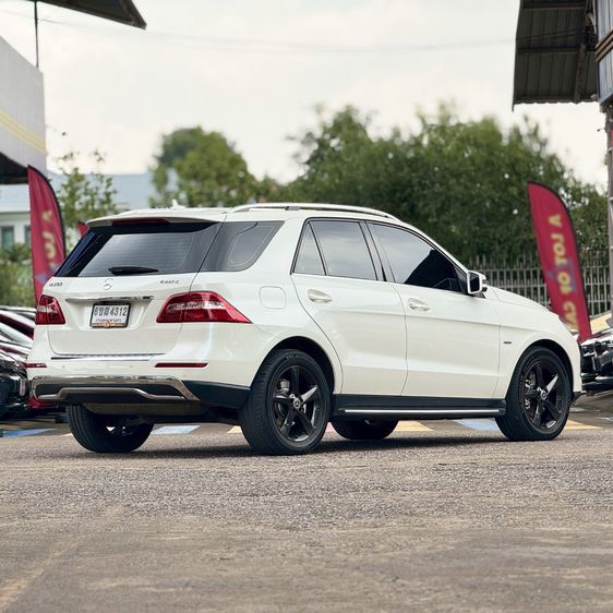 Mercedes-Benz ML-Class 2012 ML250 CDI Utility-car ดีเซล ไม่ติดแก๊ส เกียร์อัตโนมัติ ขาว รูปที่ 3