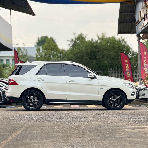 Mercedes-Benz ML-Class 2012 ML250 CDI Utility-car ดีเซล ไม่ติดแก๊ส เกียร์อัตโนมัติ ขาว รูปที่ 2