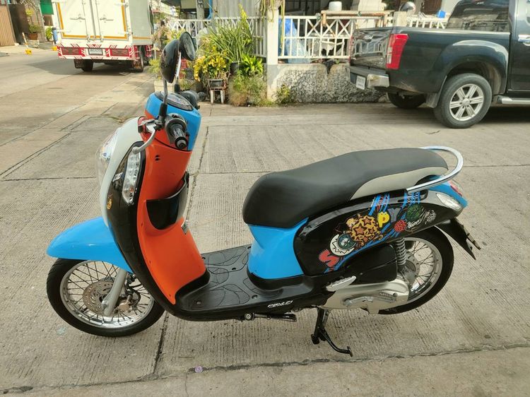Honda 2014 🛵ยังไงก็ขาย SCOOPY-i ปี 58 เครื่องดี สีสวย สตาร์ทมือ เล่มชุดโอนครบ+เปลี่ยนถ่ายน้ำมันเครื่องฟรี ส่งฟรี 30 กม