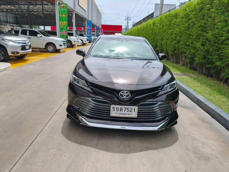 รถ Toyota Camry 2.5 G สี น้ำตาล
