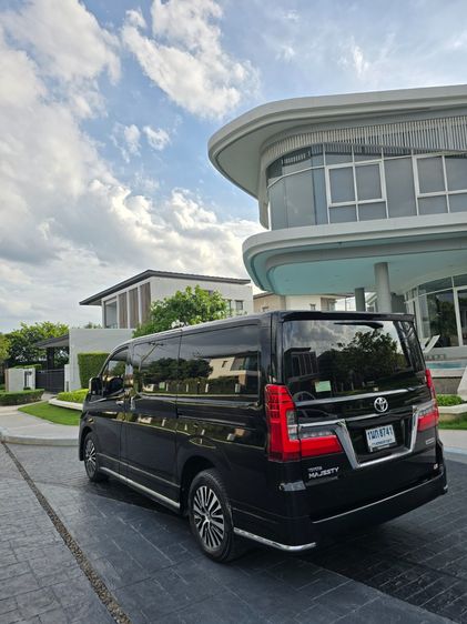 Toyota Majesty 2020 2.8 Grande Van ดีเซล เกียร์อัตโนมัติ ดำ รูปที่ 3