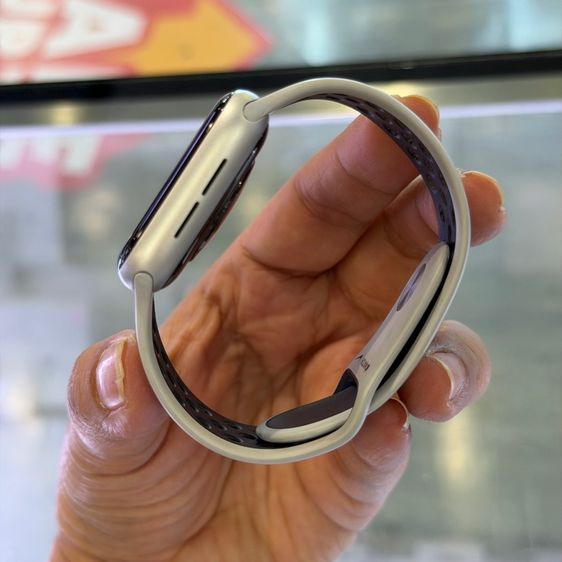Apple Watch SE Nike (GPSและCellular) ขนาด40mm. Silver Aluminum Case ครบยกกล่อง🔥🔥 รูปที่ 4