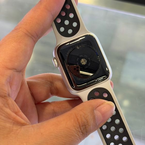 Apple Watch SE Nike (GPSและCellular) ขนาด40mm. Silver Aluminum Case ครบยกกล่อง🔥🔥 รูปที่ 5