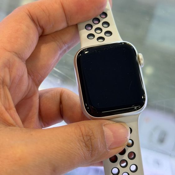 Apple Watch SE Nike (GPSและCellular) ขนาด40mm. Silver Aluminum Case ครบยกกล่อง🔥🔥 รูปที่ 6