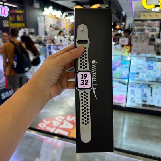 Apple Watch SE Nike (GPSและCellular) ขนาด40mm. Silver Aluminum Case ครบยกกล่อง🔥🔥