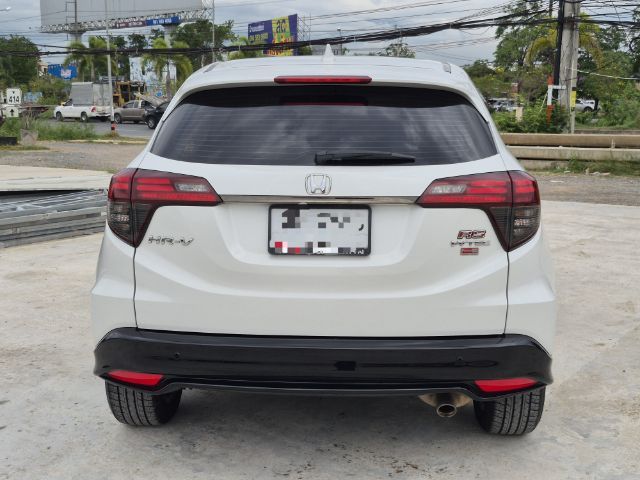 Honda HR-V 2020 1.8 RS Sedan เบนซิน ไม่ติดแก๊ส เกียร์อัตโนมัติ ขาว รูปที่ 3