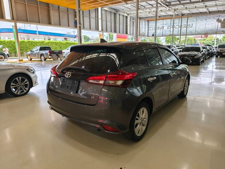 Toyota Yaris 2018 1.2 G Sedan เบนซิน LPG เกียร์อัตโนมัติ เทา รูปที่ 4