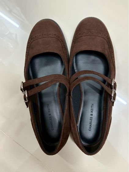 รองเท้าแมรี่เจน charles and keith 