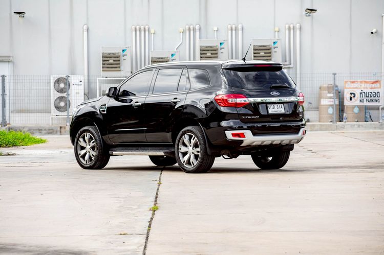 Ford Everest 2016 3.2 Titanium 4WD Utility-car ดีเซล เกียร์อัตโนมัติ ดำ รูปที่ 4