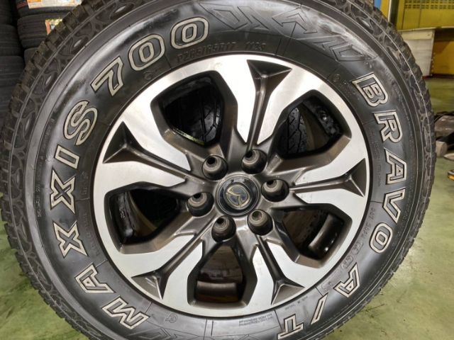 17 นิ้ว mazda bt-50 6 รู 139 พร้อมยาง 265 65 17 maxxis.at ยกชุดสภาพใช้งานได้ปกติ