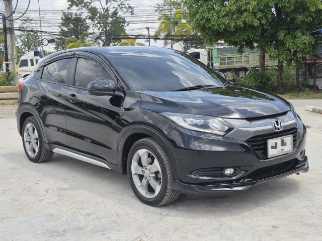 Honda HR-V 2015 1.8 E Limited Sedan เบนซิน ไม่ติดแก๊ส เกียร์อัตโนมัติ ดำ รูปที่ 4