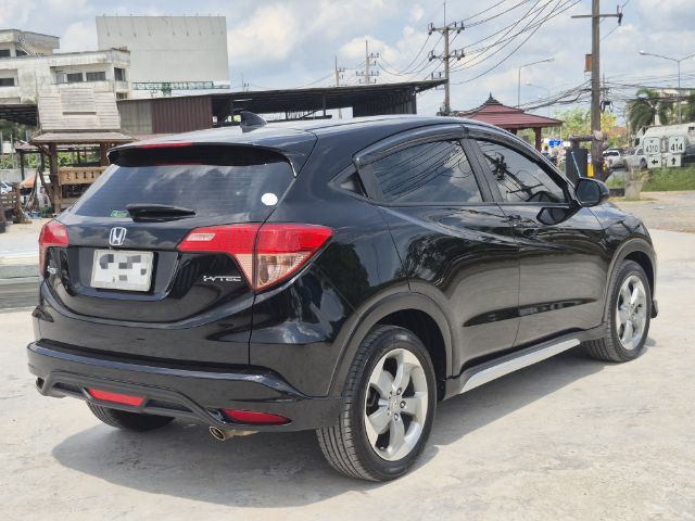 Honda HR-V 2015 1.8 E Limited Sedan เบนซิน ไม่ติดแก๊ส เกียร์อัตโนมัติ ดำ รูปที่ 3