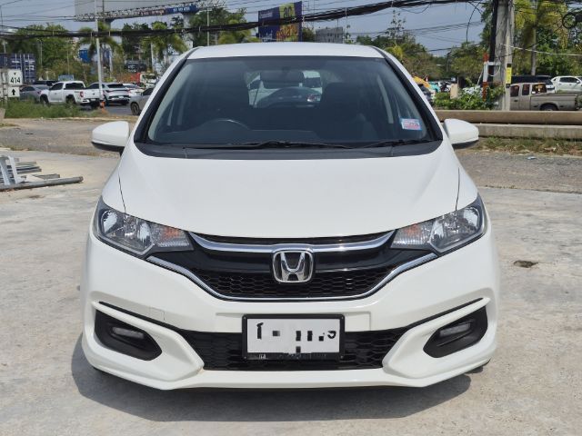 Honda Jazz 2017 1.5 S Sedan เบนซิน ไม่ติดแก๊ส เกียร์อัตโนมัติ ขาว รูปที่ 4