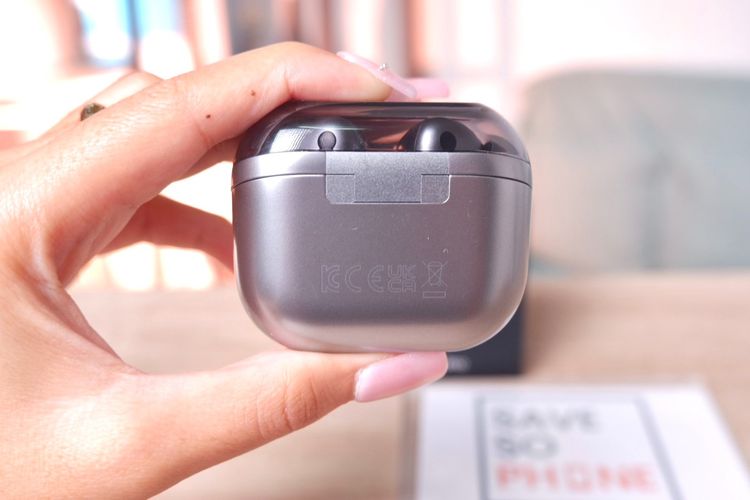 Samsung Galaxy Buds 3 Pro สี Gray เครื่องสวยใช้งานน้อย ราคาเพียง 2,790.- มีประกันร้าน 60 วัน รูปที่ 3
