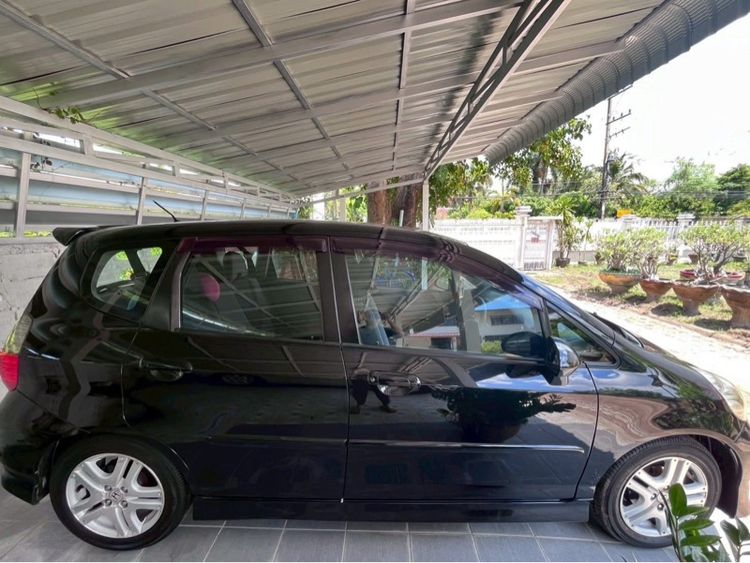 Honda Jazz 2006 1.5 E i-DSi Sedan เบนซิน ไม่ติดแก๊ส เกียร์อัตโนมัติ ดำ รูปที่ 4