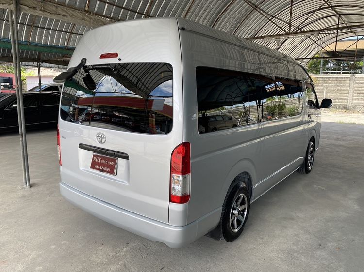 Toyota Commuter 2017 3.0 Van ดีเซล ไม่ติดแก๊ส เกียร์อัตโนมัติ เงิน รูปที่ 2