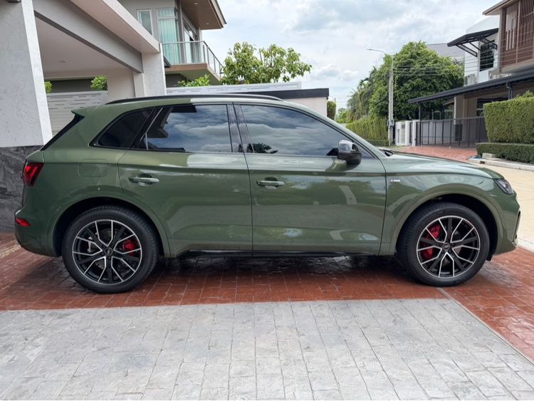 Audi Audi Q5  2023 2.0 TFSI Quattro 4WD Utility-car ปลั๊กอินไฮบริด (PHEV) ไม่ติดแก๊ส เกียร์อัตโนมัติ เขียว รูปที่ 4
