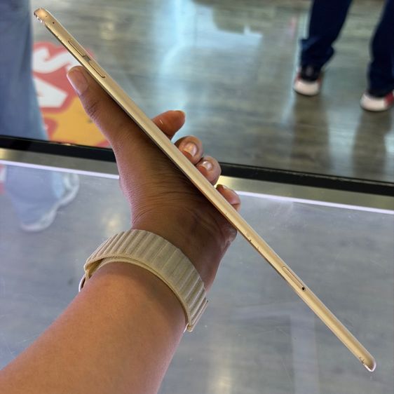 iPad Air2 128GB สีทอง ใส่ซิม(CellularและWiFi) เครื่องศูนย์ โมเดลTH สภาพสวยมาก🔥🔥 รูปที่ 4