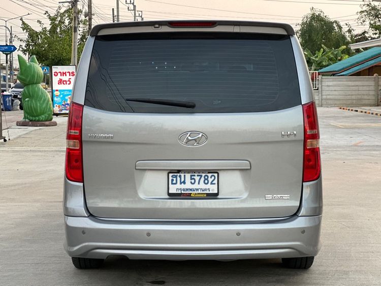 Hyundai H-1 2012 2.5 Deluxe Van ดีเซล ไม่ติดแก๊ส เกียร์อัตโนมัติ บรอนซ์เงิน รูปที่ 3