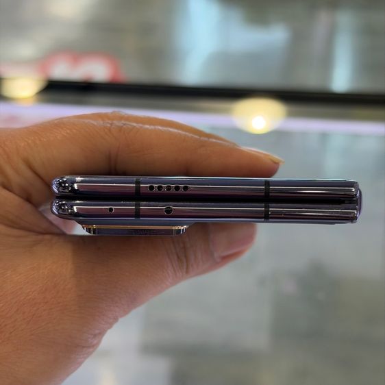 HONOR Magic V2 สีม่วง เครื่องศูนย์ สภาพสวยมาก มือถือจอพับสุดบาง จอ7.92นิ้ว แรม16รอม512 Snap8 Gen2 กล้อง50ล้าน(3ตัว)🔥🔥 รูปที่ 12