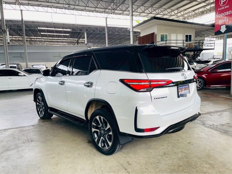 Toyota Fortuner 2023 2.4 Legender Utility-car ดีเซล ไม่ติดแก๊ส เกียร์อัตโนมัติ ขาว รูปที่ 4