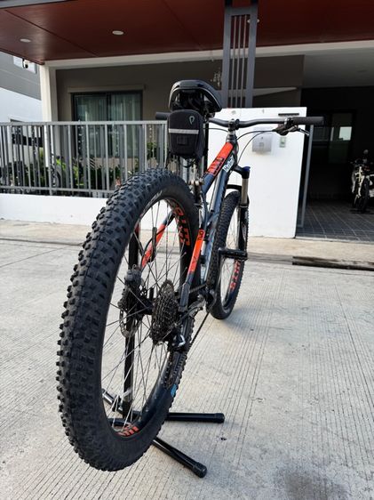 จักรยานเสือภูเขา Cannondale  มาพร้อมชุดเกียร์ Shimano 11 สปีด ล้อ 27.5 นิ้ว Size M 