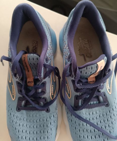 ขายถูก Brooks Gycerin 20 size 40/255cm  สภาพสวย ของแท้ 100% นุ่มเบาสบาย รูปที่ 8