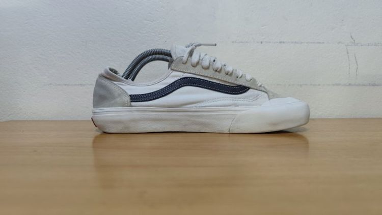 ขาว ผ้าใบ รองเท้าผ้าใบ UK 8.5 | EU 42 2/3 | US 9 อื่นๆ VANS 42.0 27.0 แท้ มือสอง