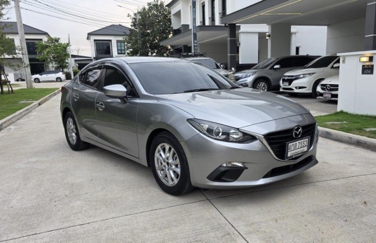 รถ Mazda CX-3 2.0 SP สี บรอนซ์เงิน