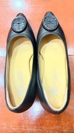 UK 5 | EU 38 | US 6.5 หนังแท้ใหม่มาก LA BELLA รองเท้าหนังแกะ รุ่น LB AMORE QUEEN CLASSIC WEDGE “สีดำ” 