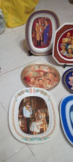 จานที่ระลึกราชวงศ์ งานสะสมแท้ รูปร.9 โบราณ รูปที่ 3