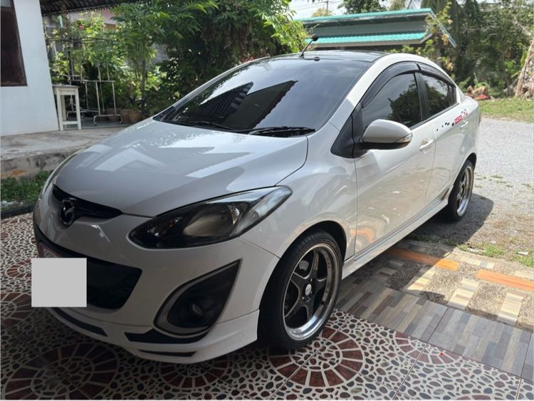 รถ Mazda Mazda 2 1.5 Elegance Limited Edition สี ขาว
