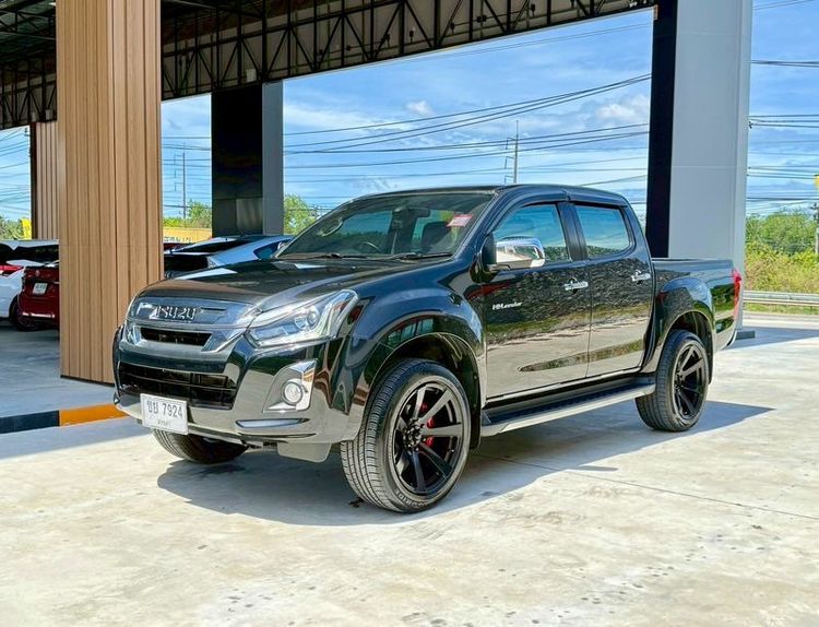 รถ Isuzu D-MAX 1.9 Hi-Lander Z Prestige สี ดำ