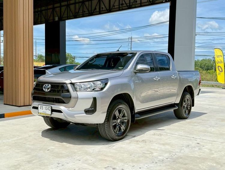 Toyota Hilux Revo 2020 Double Cab 2.4 Entry Prerunner Pickup ดีเซล ไม่ติดแก๊ส เกียร์อัตโนมัติ บรอนซ์เงิน