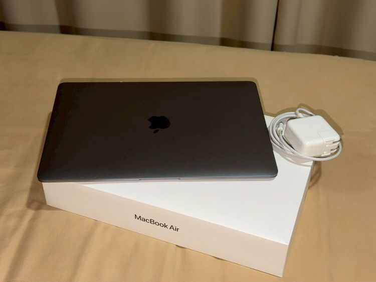 Macbook Air M1 13นิ้ว