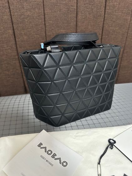 กระเป๋า Bao Bao สีดำรุ่น crystal matte (mini) รูปที่ 3