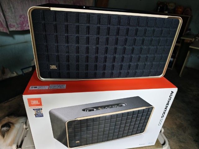 JBL authentics 500