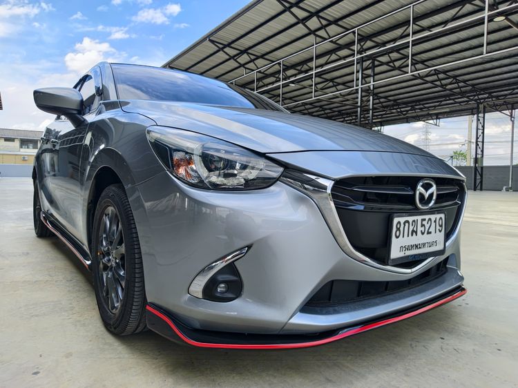 Mazda Mazda 2 2019 1.3 Sports High Connect Sedan เบนซิน ไม่ติดแก๊ส เกียร์อัตโนมัติ บรอนซ์เงิน รูปที่ 4