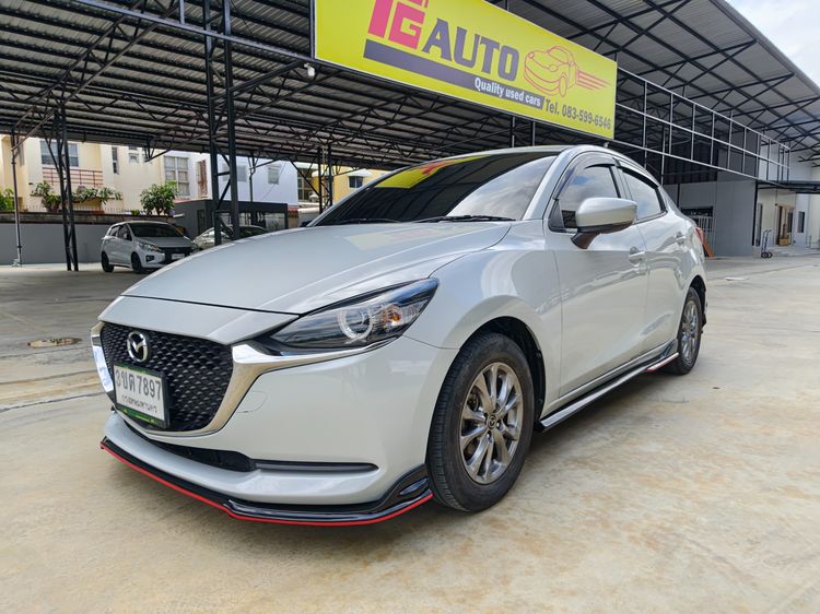 รถ Mazda Mazda 2 1.3 Skyactiv-G C Sedan สี ขาว