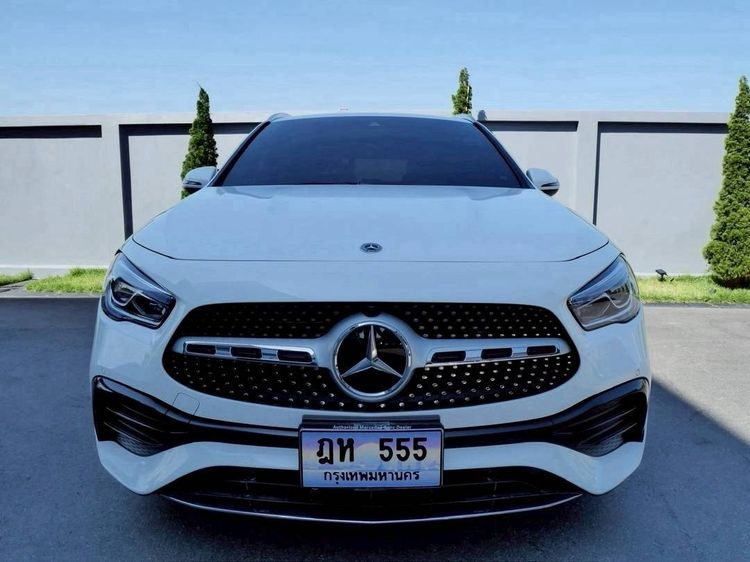 Mercedes-Benz GLA-Class 2021 GLA200 Sedan เบนซิน เกียร์อัตโนมัติ ขาว รูปที่ 3
