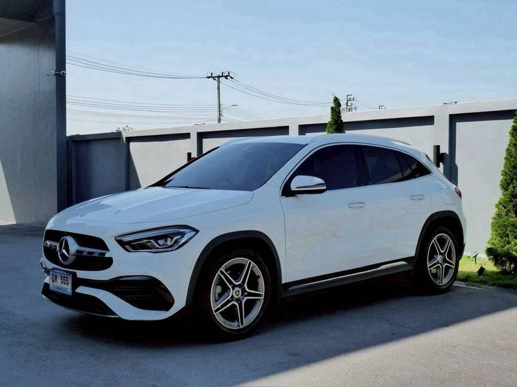 รถ Mercedes-Benz GLA-Class GLA200 สี ขาว